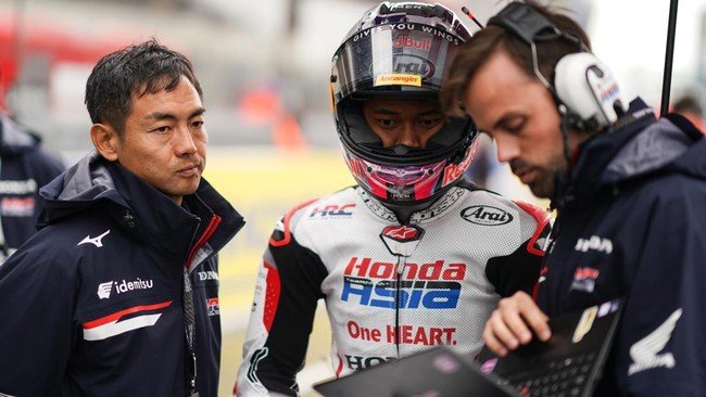 Pujian Setinggi Langit Bos Honda Team Asia untuk Veda Ega : "Pembalap Kami Balapan Dengan Cerdas"