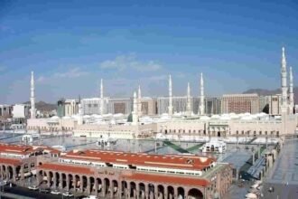 Pantau Kesehatan dan Pemulangan, Gubernur Sultra Kunjungi Jamaah Haji di Madinah
