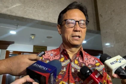 Menkes Prediksi Harga Obat Naik hingga 20 Persen, BPJS Dipastikan Tetap Aman