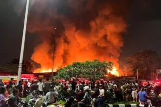 Diduga Korsleting Listrik, 250 Rumah di Kemayoran Ludes Dilalap Api
