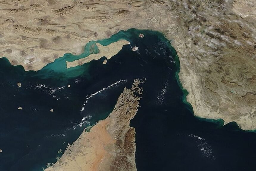 Iran Hentikan Negosiasi dengan AS, Selat Hormuz Terancam Ditutup