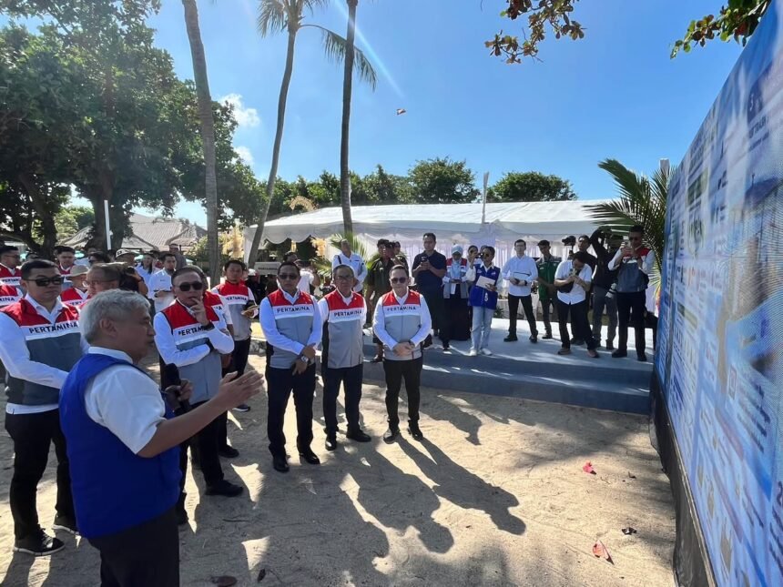 Patra Jasa Dukung Inovasi Kapal Trash Skimmer untuk Jaga Kebersihan Pesisir Bali