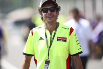 Valentino Rossi Kaget dan Tak Menyangka Bezzecchi Kena Sanksi Larangan Balapan di MotoGP Ceko