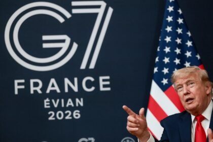 Trump Umumkan Selat Hormuz Dibuka Total Jumat Ini, Harga Minyak Dunia Langsung Anjlok