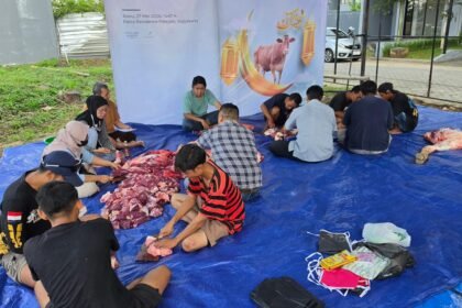Patra Malioboro Hotel Tebar Keberkahan Iduladha melalui Penyaluran Hewan Kurban