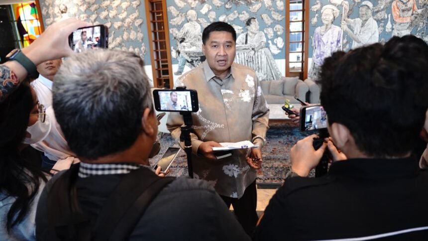 Rapat di Danantara, Menteri PKP Pastikan Suku Bunga Rumah Subsidi Tidak Naik