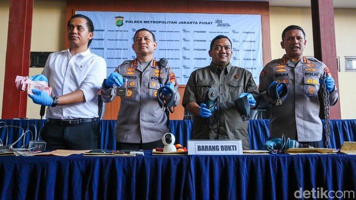 Kaki Dirantai hingga OB Dilarang Beri Makan, Ini Peran 7 Tersangka Penyekapan Sadis Karyawan Percetakan
