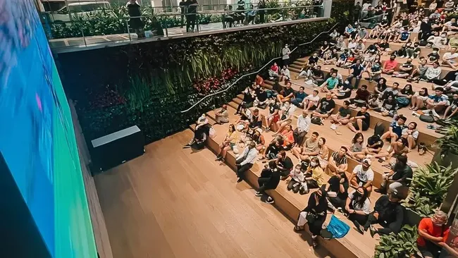 Bandara Changi Singapura Tayangkan 104 Laga Piala Dunia 2026 Gratis dan Siapkan Hadiah Ribuan Dolar