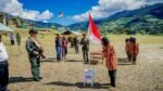 8 Anggota OPM Kiwirok Serahkan Senjata dan Kembali ke Pangkuan NKRI