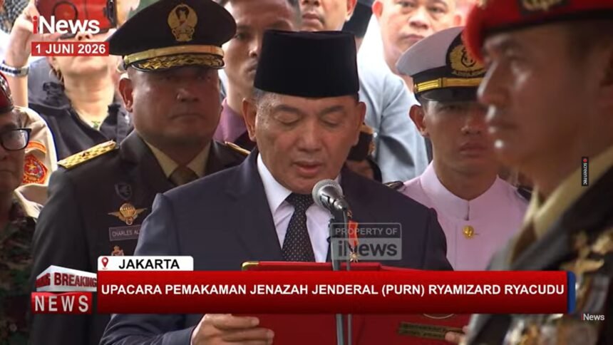 Menhan Sjafrie Pimpin Pemakaman Militer Ryamizard Ryacudu, Negara Beri Penghormatan Terakhir