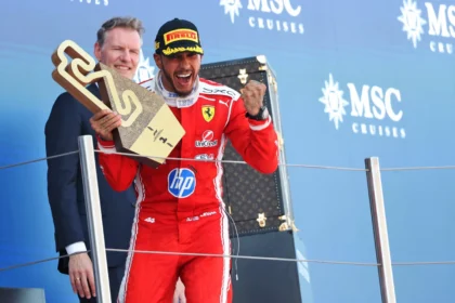Juara di GP Barcelona, Lewis Hamilton Buka-bukaan Sembunyikan Cedera Berbulan-bulan