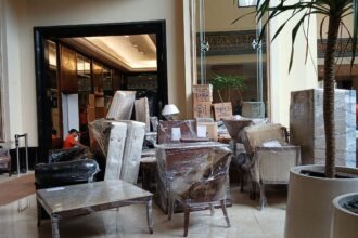 Hari Ketiga Pengosongan Hotel Sultan: Negara Talangi Biaya Angkut Kasur hingga Sofa ke Gudang Cikarang