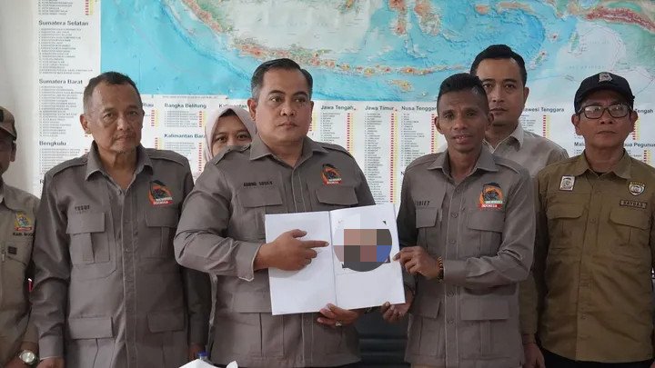 Tak Ada Ampun Bagi Penyebar Fitnah, Tani Merdeka Bawa Kasus Foto Editan Presiden Prabowo ke Polisi