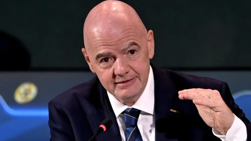 Terbang 10 Kali Seminggu Pakai Jet Pribadi, Bos FIFA Gianni Infantino Dikecam Kelompok Hijau