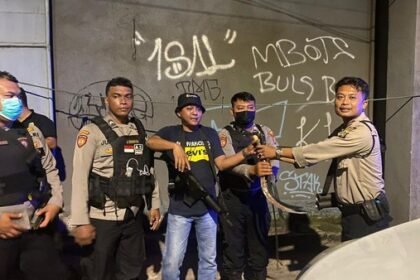 Polisi Ringkus Tiga ABG Pembawa Celurit Saat Hendak Tawuran di Koja
