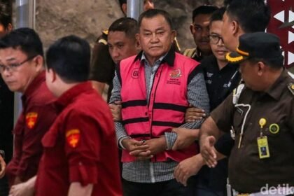 Dua Mantan Wakil Kepala BGN Resmi Diborgol dan Berompi Pink Menyusul Dadan Hindayana