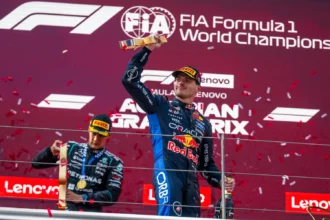 Sindir Pole George Russell Lewat Radio Tim, Max Verstappen Sebut Bendera Kuning Artinya 'Gas Pol!'