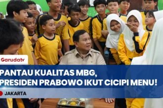 Presiden Prabowo Duduk Bareng Siswa SMPN 111 Jkt, Ikut Santap Makan Bergizi Gratis!