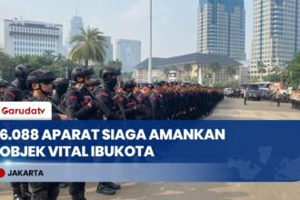 Bertahan Hingga Petang! Bundaran HI dan Gedung DPR RI Diperketat Kawat Berduri & Water Cannon
