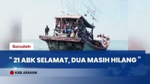 TNI AL Evakuasi Kapal Ikan Tenggelam di Perairan Tanjung Api, 21 ABK Selamat, 2 Masih Dicari
