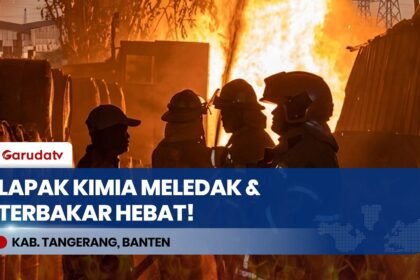 Warga Panik Berhamburan! Lapak Limbah Drum Kimia di Curug Tangerang Terbakar Hebat Diiringi Ledakan