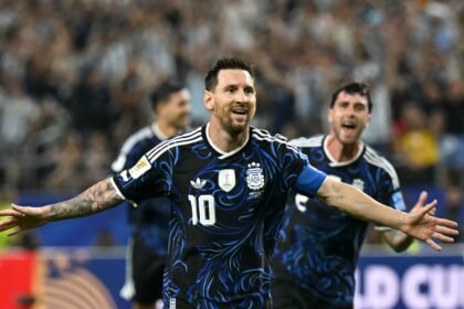 Cetak Gol di 7 Laga Beruntun, Tendangan Bebas Messi Hancurkan Yordania dan Samai Rekor Beckham