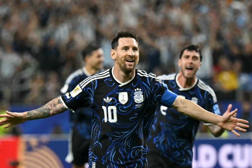Cetak Gol di 7 Laga Beruntun, Tendangan Bebas Messi Hancurkan Yordania dan Samai Rekor Beckham