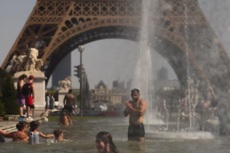 Anomali Cuaca Dunia: Paris Tembus 41°C, Lebih Membara Ketimbang Kota Gurun Makkah
