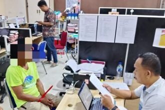 Viral Aksi Kejar-kejaran di Atas Genteng, Pria Diduga Pemerkosa Bocah 12 Tahun Ditangkap