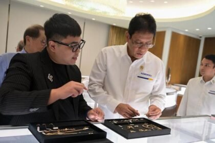 Janji Bayar Denda Rp97 Miliar, Segel Gerai Perhiasan Mewah Tiffany & Co Akhirnya Dibuka Menkeu Purbaya