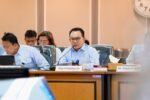 Satgas PKH mencatat keberhasilan besar dengan mengamankan aset dan keuangan negara senilai Rp371,1 triliun serta merebut kembali jutaan hektare kawasan hutan yang selama bertahun-tahun dimanfaatkan secara tidak sesuai aturan.
