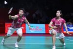 Lanny Tria Mayasari dan Apriyani Rahayu memberikan perlawanan sengit sebelum takluk dari unggulan kelima asal Jepang pada babak 32 besar Indonesia Open 2026 di Istora Senayan.