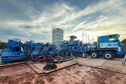Optimalisasi Blok Rokan di Riau kembali menjadi sorotan karena dinilai strategis dalam mendukung target lifting minyak nasional melalui pengembangan teknologi CEOR oleh PT Pertamina Hulu Rokan.