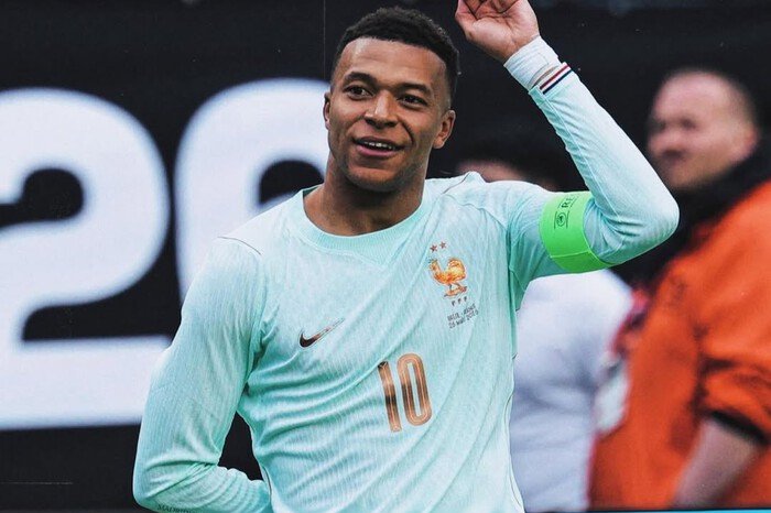 Kylian Mbappe memimpin daftar pemain terbaik Piala Dunia 2026, mengungguli Lamine Yamal dan Ousmane Dembele dalam ranking terbaru menjelang turnamen terbesar sepak bola dunia.