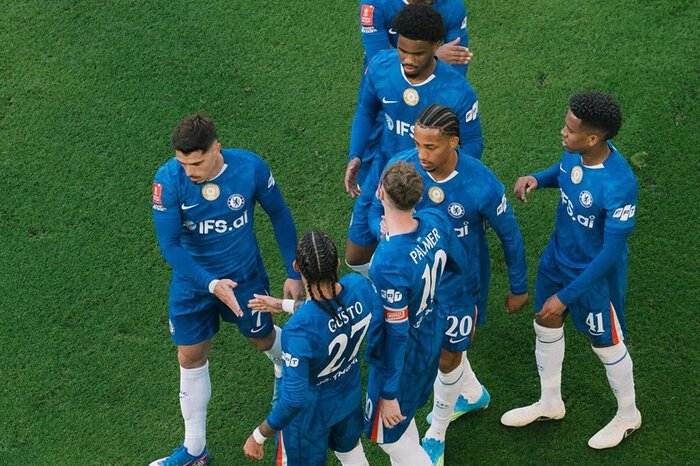Chelsea dikabarkan hanya mempertahankan tujuh pemain sebagai fondasi utama proyek masa depan klub pada bursa transfer musim panas 2026.