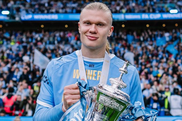Manchester City langsung mematahkan rumor panas soal Haaland ke Real Madrid yang ternyata hanya bagian dari janji politik kandidat presiden.
