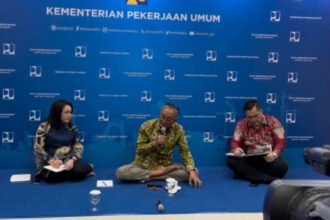 Pemerintah mempercepat pembangunan Sekolah Rakyat di 93 lokasi dengan target penyelesaian serentak pada 20 Juni 2026.