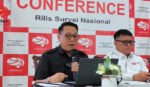 Tingkat kepuasan masyarakat terhadap pemerintahan Prabowo-Gibran masih berada pada angka mayoritas, sementara sejumlah program unggulan seperti CKG, KDKMP, dan MBG memperoleh dukungan luas dari publik.