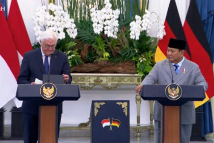 Prabowo Subianto dan Frank-Walter Steinmeier menegaskan komitmen Indonesia–Jerman dalam memperkuat diplomasi global untuk menjaga perdamaian dunia di Istana Merdeka.