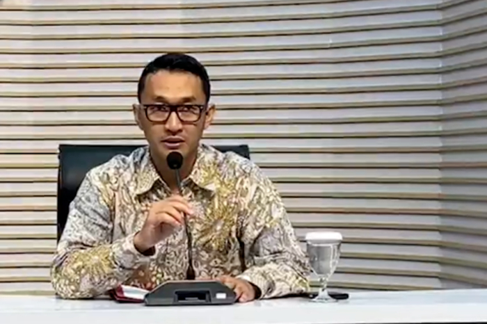 Gedung KPK menjadi pusat pemeriksaan saksi dalam kasus dugaan gratifikasi batu bara di Kutai Kartanegara.