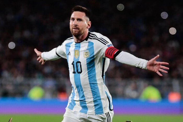 Lionel Messi kembali mencetak sejarah dengan meraih Princesa de Asturias Sports Award 2026, menegaskan statusnya sebagai legenda hidup sepak bola dunia.
