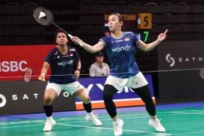 Febriana Dwipuji Kusuma/Meilysa Trias Puspitasari menunjukkan dominasi atas pasangan muda Malaysia untuk memastikan langkah ke semifinal Australia Open 2026.