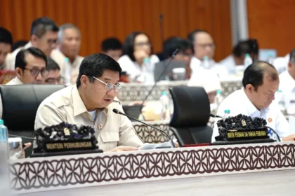 Menteri PKP Maruarar Sirait membahas rencana pembangunan 2.000 unit rumah susun berbasis aset negara dan CSR Astra di Jakarta, Rabu 17 Juni 2026.