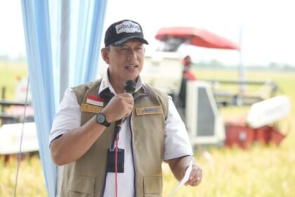 BULOG memastikan penyerapan gabah dan beras hasil panen petani tetap berlangsung sepanjang tahun sebagai pelaksanaan Instruksi Presiden Nomor 4 Tahun 2026 untuk memperkuat cadangan beras pemerintah dan menjaga stabilitas harga gabah.