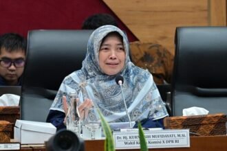 Percepatan revitalisasi sekolah terdampak bencana di Sumatra mendapat apresiasi DPR RI karena dinilai mampu mempercepat pemulihan layanan pendidikan sekaligus menjamin siswa kembali belajar di lingkungan yang aman dan nyaman.