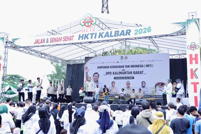 Kunjungi Kalbar, Wamentan Sudaryono Minta Pabrik Sawit Tak Mainkan Harga TBS 14 Kunjungi Kalbar, Wamentan Sudaryono Minta Pabrik Sawit Tak Mainkan Harga TBS