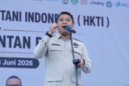 Wakil Menteri Pertanian Sudaryono meminta seluruh pabrik kelapa sawit di Kalimantan Barat membeli TBS sesuai harga yang telah ditetapkan pemerintah daerah demi menjaga kesejahteraan petani.
