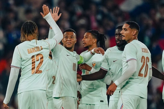 Kylian Mbappé dan Michael Olise meninggalkan pemusatan latihan Timnas Prancis untuk menjalani jeda singkat sebelum kembali bergabung dalam perjalanan ke Amerika Serikat.