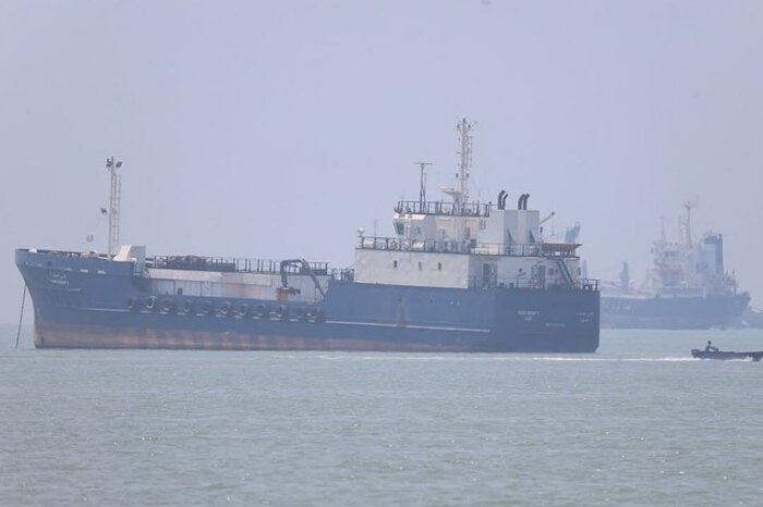 Iran mengumumkan kebijakan biaya maritim di Selat Hormuz setelah masa negosiasi 60 hari di tengah meningkatnya ketegangan geopolitik dengan Amerika Serikat, Israel, dan dinamika diplomasi internasional yang masih berlangsung di Swiss.