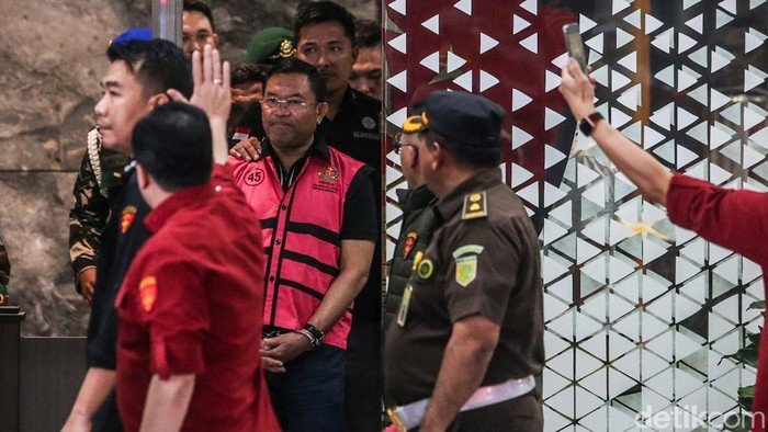 Dua Mantan Wakil Kepala BGN Resmi Diborgol dan Berompi Pink Menyusul Dadan Hindayana 2 Dua Mantan Wakil Kepala BGN Resmi Diborgol dan Berompi Pink Menyusul Dadan Hindayana